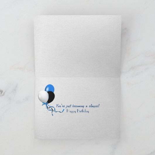 Klassieke oude auto met hond kaart (Binnen)