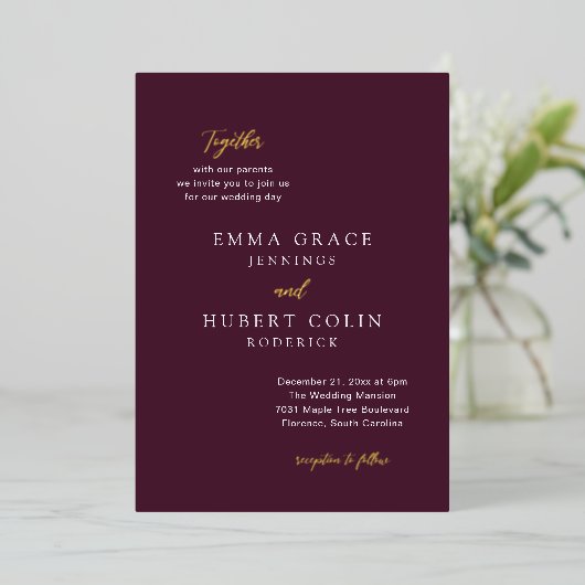 Klassieke Paarse elegante bruiloft Folie Uitnodiging (Staand Voorkant)