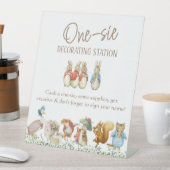 Klassieke Peter het Konijn Baby pak Decoreren Reclamebord Met Voetstuk (Insitu)