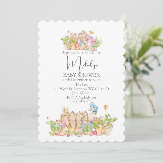 Klassieke Peter Rabbit 5x7 Baby Shower Uitnodiging (Staand voorkant)