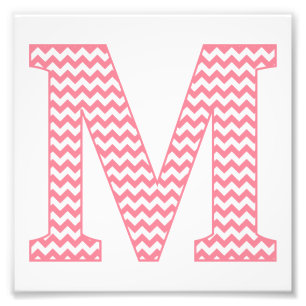 Klassieke preppy roze Chevron Letter M Monogram Foto Afdruk