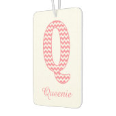 Klassieke Preppy Roze Chevron Letter Q Monogram Luchtverfrisser (Links)
