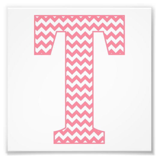 Klassieke preppy roze Chevron Letter T Monogram Foto Afdruk (Voorkant)