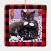 Klassieke Red Buffalo met kerstcadeau foto Keramisch Ornament (Achterkant)