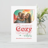 Klassieke Retro Gezellige Vibes Only Kerstfoto Feestdagenkaart (Staand voorkant)