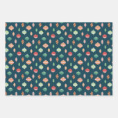 Klassieke Retro Kerst Ornamenten op Donkerblauw Inpakpapier Vel (Voorkant)