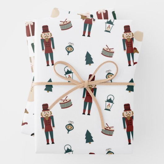 Klassieke rode en groene kerstcadeaus inpakpapier vel (In situ)