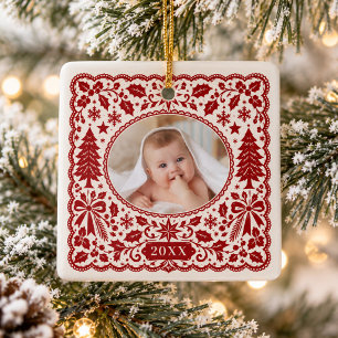 Klassieke rode kerstkant Nieuwe baby aandenken Keramisch Ornament