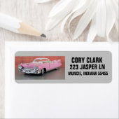 KLASSIEKE ROZE AUTO MET VINNEN RETOURADRES LABELS (Insitu)