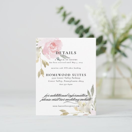 Klassieke roze bloemige trouwgast informatiekaart kaart (Staand voorkant)