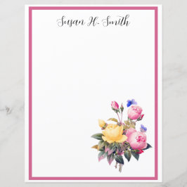 Klassieke roze roze rozen Paarse vlinder