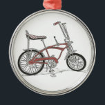 Klassieke Schwinn Stingray Muscle Bike Metalen Ornament<br><div class="desc">Breng dat speciale vakantiegeheugen in herinnering met deze klassieke vormgeving van 60-inch Apple Krate.</div>