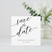 Klassieke Script Calligraphy Wedding Save the Date Kaart (Staand voorkant)