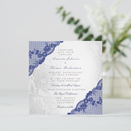 Klassieke Silver White Blue Navy Lace Wedding Kaart (Staand voorkant)