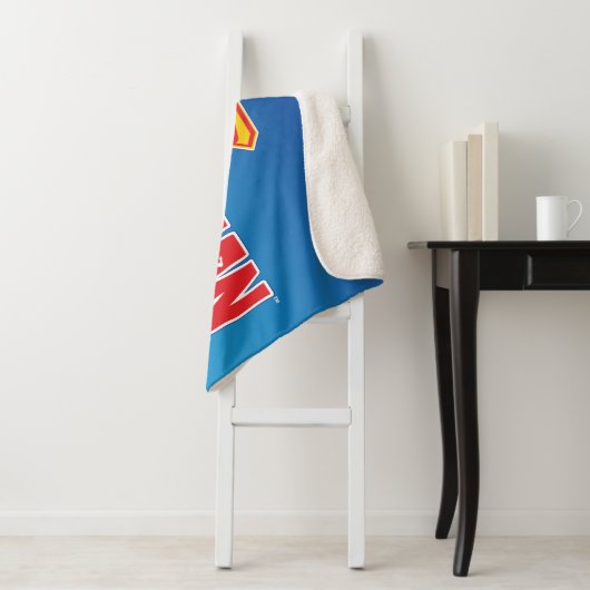 Klassieke Superman Bold Logo Sherpa Deken (In situ)