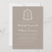 Klassieke Taupe Monogram Wapenschild QR Code Trouw Kaart (Voorkant)
