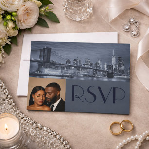 Klassieke & Tijdloze NYC Huwelijks RSVP Kaart