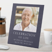 Klassieke viering van levensfoto rouwdienst reclamebord met voetstuk (Insitu)