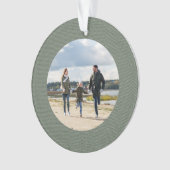 Klassieke visgraat eenvoudige salie groene foto ornament (voorkant)