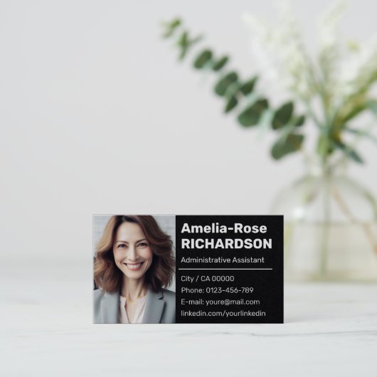 Klassieke werkzoekende minimale effen zwart kraftp visitekaartje (Staand voorkant)