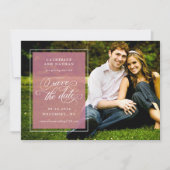 Klassieke Witte en Roze Elegante Scriptie Bruiloft Save The Date (Voorkant)