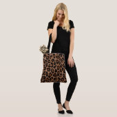 Klassieke Zwarte en Bruine Leopard Spot Print Tote Bag (Op model)