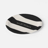 Klassieke zwarte en ecru strepen bruidsmeisjesfees papieren bordje (Gekanteld)