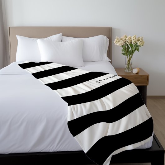 Klassieke zwarte en eiervormige witte strepen met sherpa deken