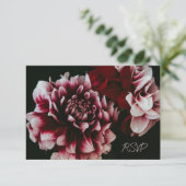 Klassieke zwarte en roze pioenen RSVP kaartje (Staand voorkant)
