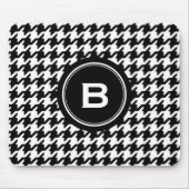 Klassieke zwarte en witte hond met monogram muismat (Voorkant)