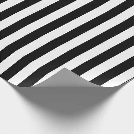 Klassieke zwarte en witte verticale strepen cadeaupapier (Hoek)