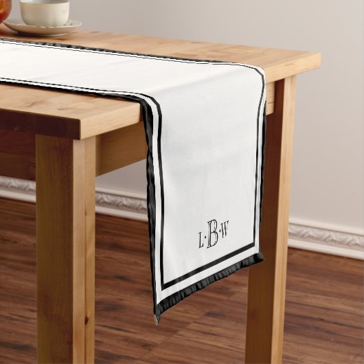 Klassieke zwarte grens Monogrammen Korte Tafelloper (Voorbeeld)