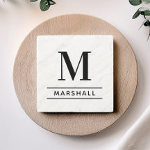 Klassieke Zwarte Serif Monogram Familienaam