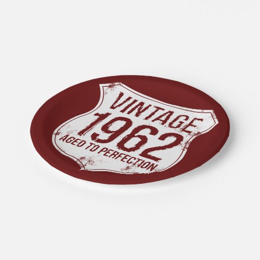 Klassieker 1962 Verouderd Tot Perfectie Papieren Bordje (Gekanteld)