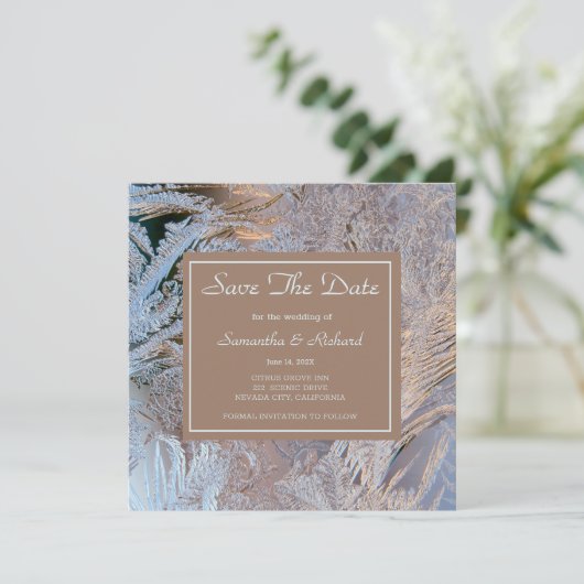 Klassy heeft de datum opgeslagen save the date (Staand voorkant)