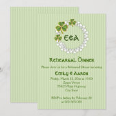 Klaver krans & initialen bruiloft repetitie diner kaart (Voorkant / Achterkant)