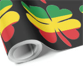 Klavers Patroon in Rood Geel Groen Rasta Cadeaupapier (Rol Hoek)