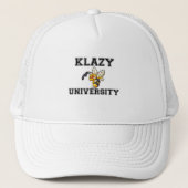 KLAZY University Trucker Hat Pet (Voorkant)