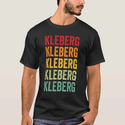 Kleberg County Texas Rainbow Text Design T-shirt (Voorkant)