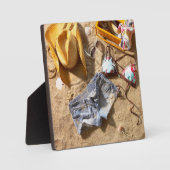 Kleding achteraan op strand fotoplaat (Voorkant)