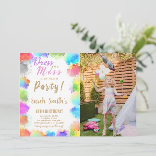 Kleding voor Mess Paint Verjaardag Uitnodiging (Staand voorkant)