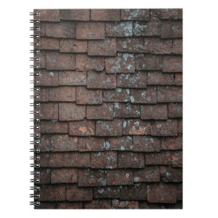 Kledingfotografie van bruin en grijs betonbri notitieboek