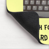 Kleef voorhoofd op toetsenbord om verder te gaan muismat (Hoek)