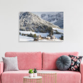 Klein alpendorp in het sneeuwcanvas canvas afdruk (Insitu (Woonkamer))