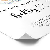 klein beer hoe groot is mama's buikspel poster (Hoek)