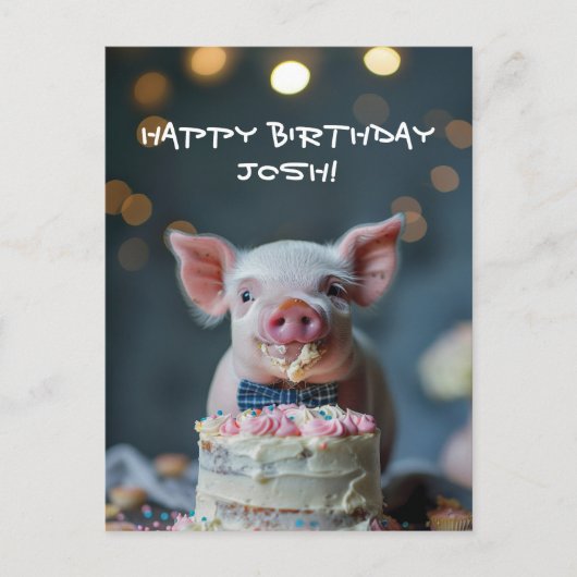 Klein biggetje dat op een verjaardagstaart knabbel briefkaart (Voorkant)