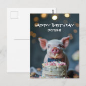 Klein biggetje dat op een verlagcake knabbelt briefkaart (Voorkant / Achterkant)