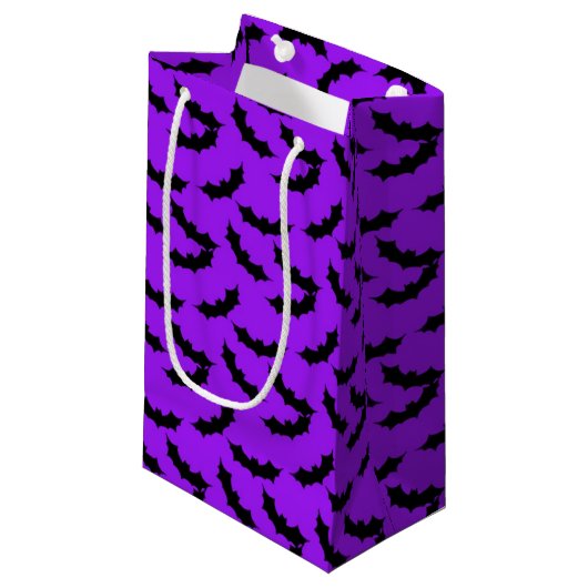 Klein cadeautas met kleine halloween Bat-patroon (Voorkant Gekanteld)