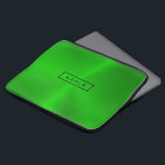 Klein gepolijste groene metalen achtergrond laptop sleeve<br><div class="desc">Elegante moderne groene tinten poetsen metallische textuurafdrukken. Facultatief monogram.</div>