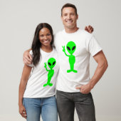 Klein groen Man op zwart T-shirt (Unisex)